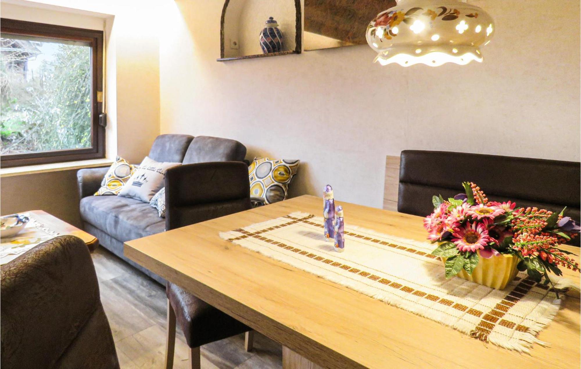 Amazing Apartment In Hinterweidenthal With Wifi Buitenkant foto